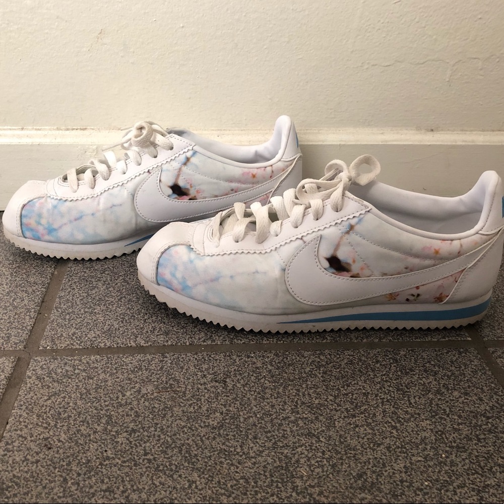 Floral Nike’s — worn once!